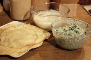 Crepes, the filling and bechamel sauce 